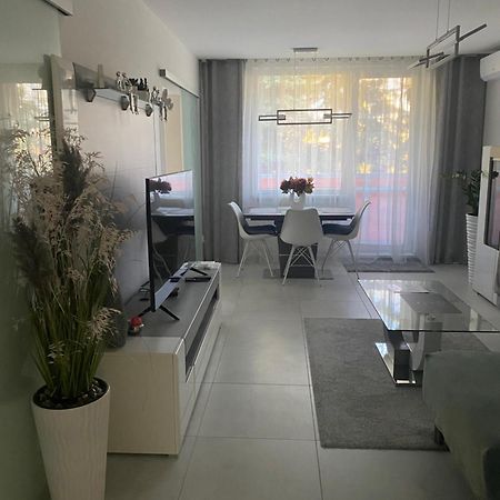 Apartman نيترا المظهر الخارجي الصورة