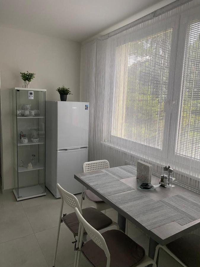 Apartman نيترا المظهر الخارجي الصورة